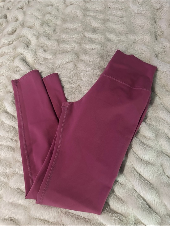 ALO Yoga Pants - ALO Yoga Women’s High-Rise Leggings Pink size Medium